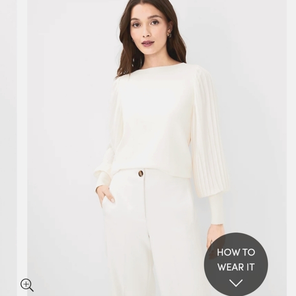 Ann Taylor, Large, Winter White pleated long-sleeved shirt - Picture 1 of 6